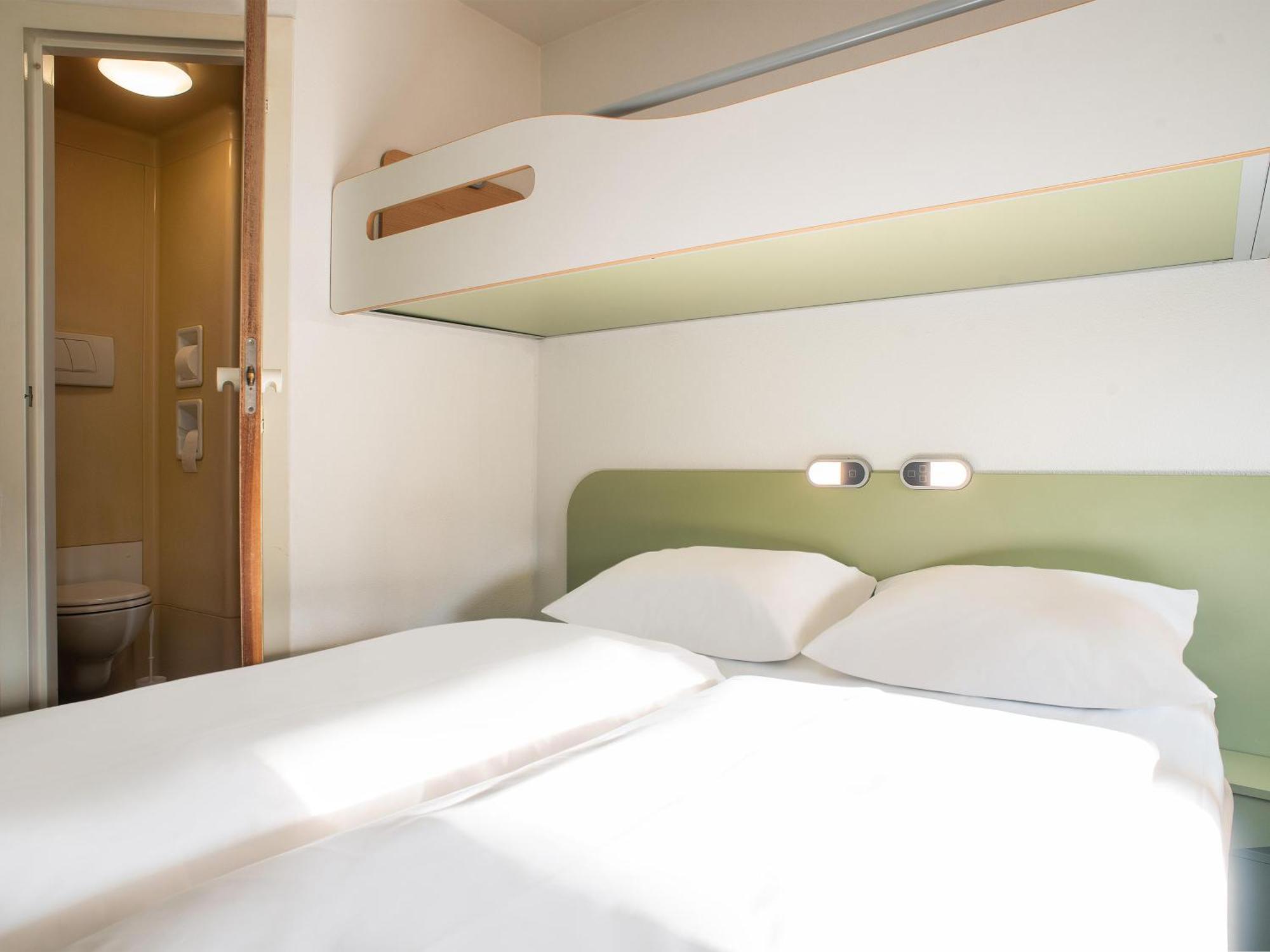 B&B Hotel Rostock-Broderstorf Εξωτερικό φωτογραφία
