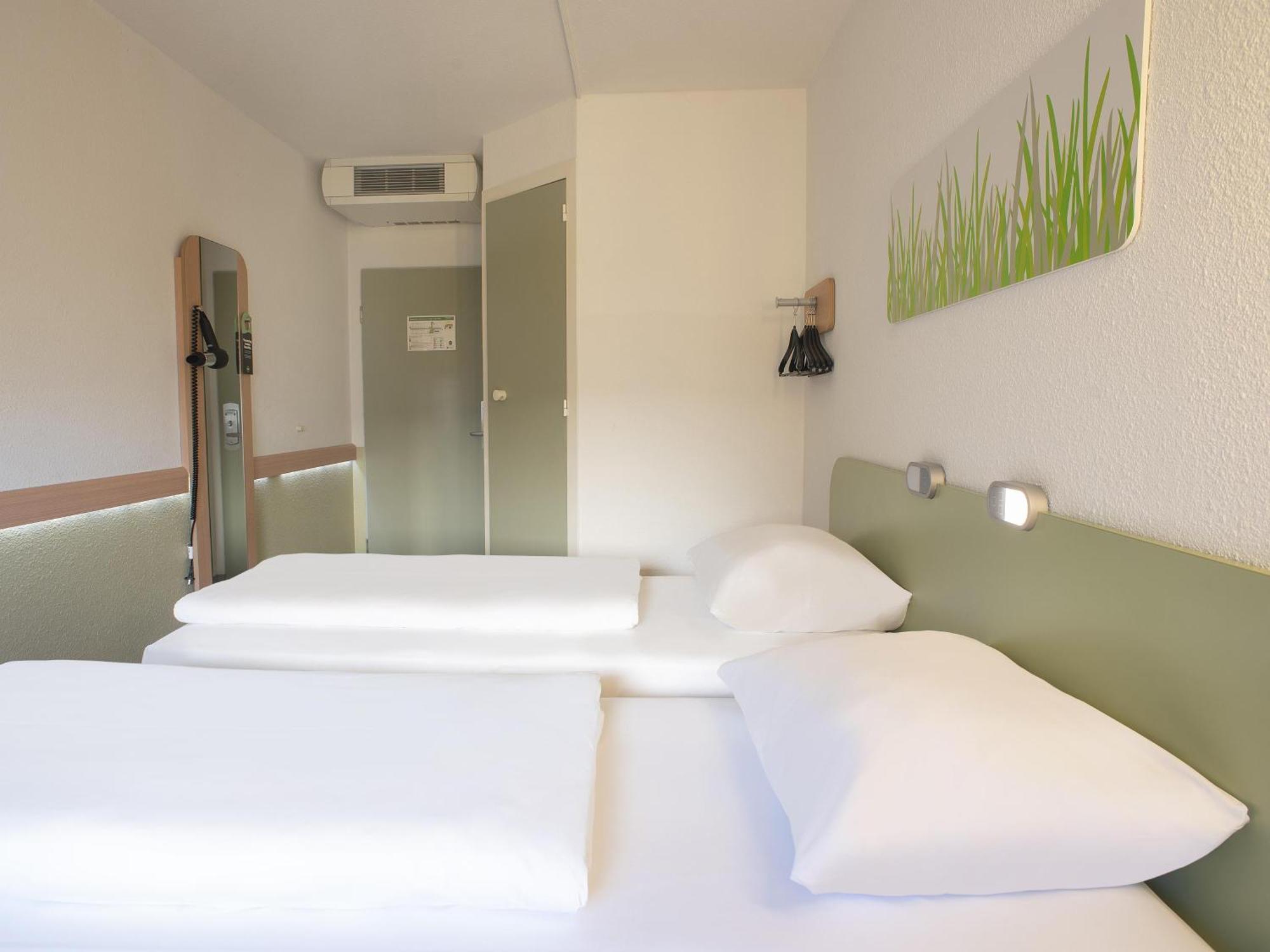B&B Hotel Rostock-Broderstorf Εξωτερικό φωτογραφία